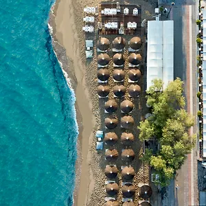 Golden Star Hotel Peraía